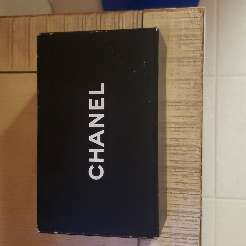 NWT⭐AUTHENTIC CHANEL⭐ Blue Jackie O style STUNNING SOPHISTICATED Sunglasses. - Picture 15 of 16
